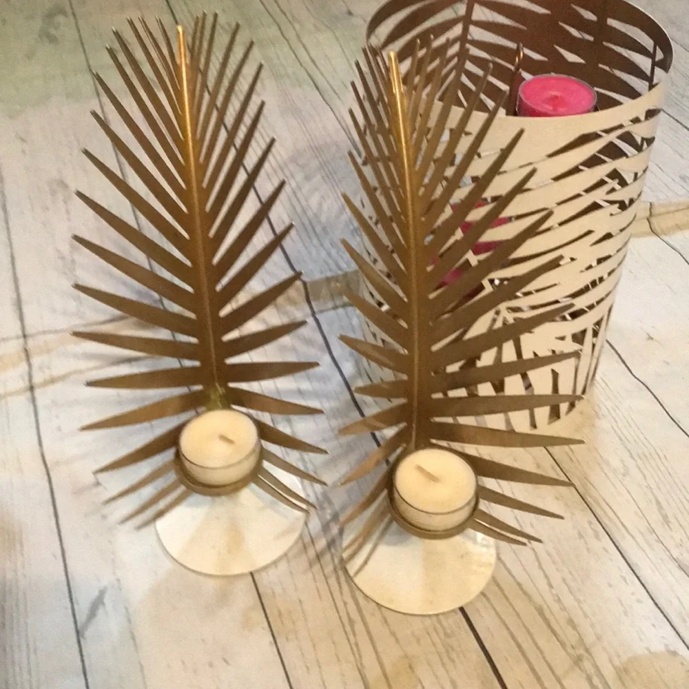Decorative Palm Leaf Candle Holders - White & Gold - - Picture 2 of 6